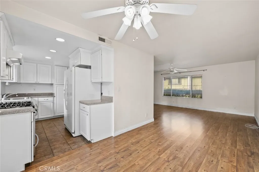 8740 Wyngate Street 1/4, Sunland, California 91040 home-pic-12